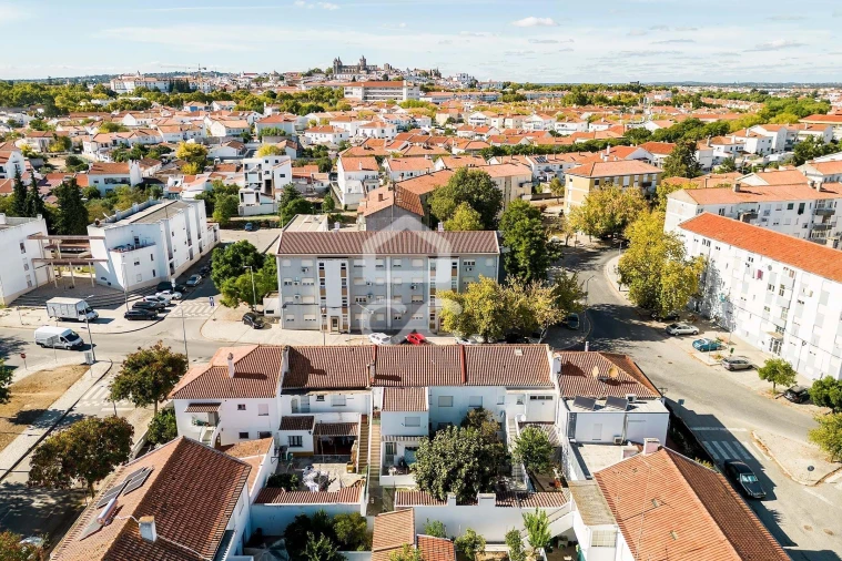 Moradia T3 para Arrendamento em Bacelo e Senhora da Saúde Foto 30