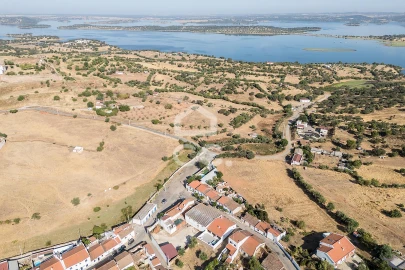 Moradia T5 para Venda em Mourão