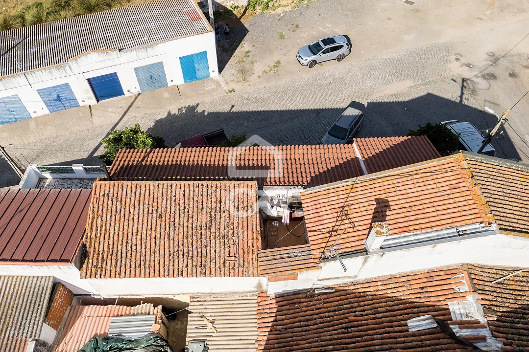 Moradia T5 para Venda em Mourão Foto 17