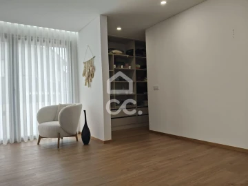 Moradia T3 para Venda em Bougado (São Martinho e Santiago)
