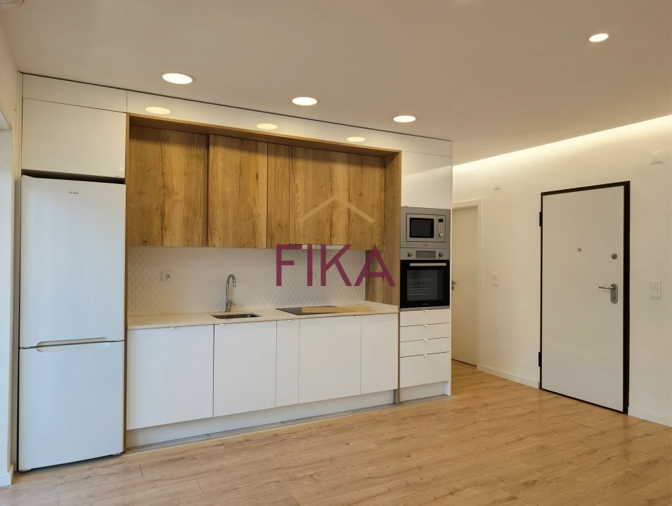 Apartamento T2 para Venda em Amora Foto 5