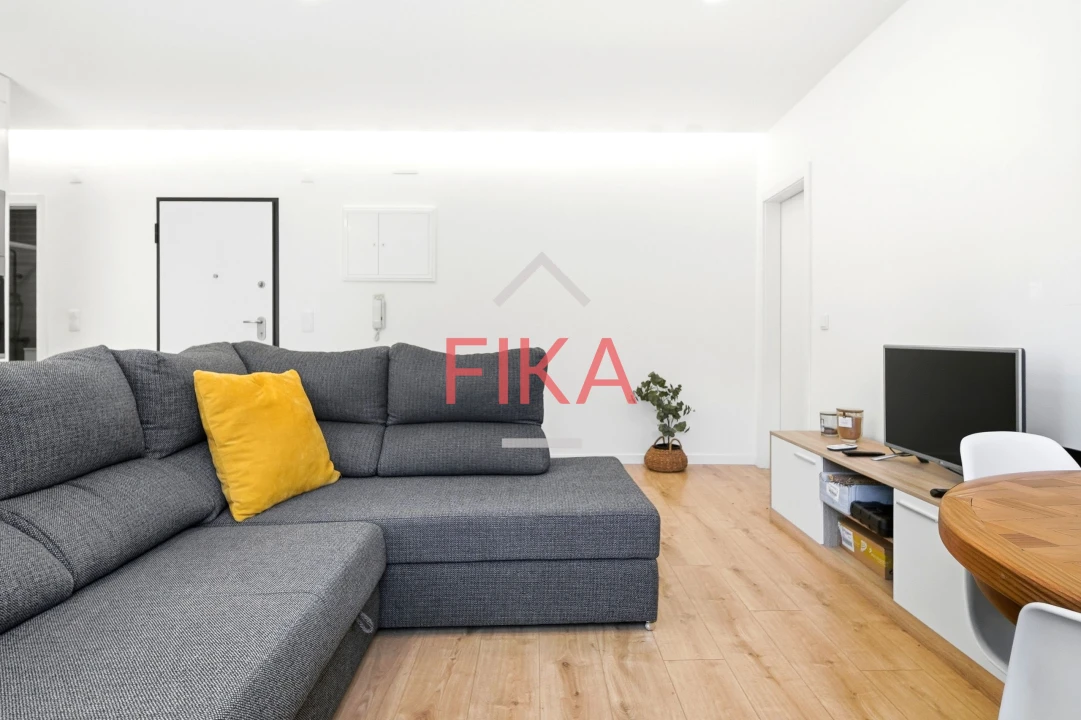 Apartamento T2 para Venda em Amora Foto 3