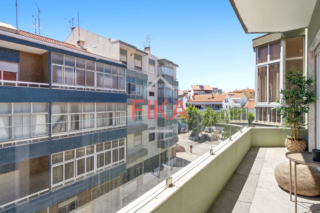 Apartamento T2 para Venda em Amora Foto 20