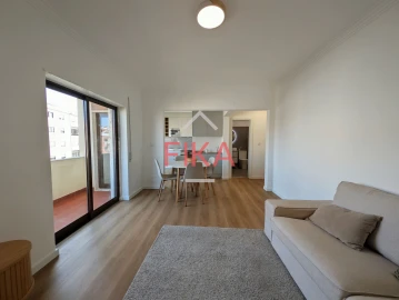 Apartamento T2 para Venda em Seixal
