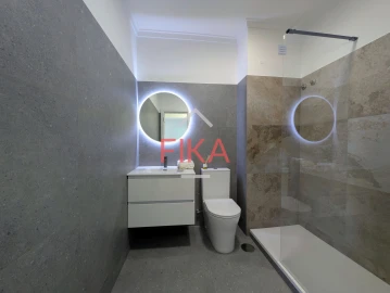 Apartamento T2 para Venda em Seixal