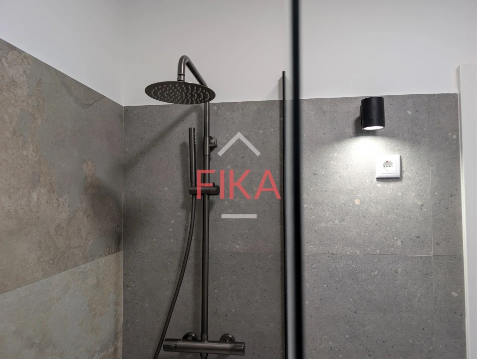 Apartamento T2 para Venda em Seixal Foto 19