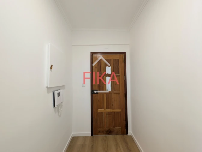 Apartamento T2 para Venda em Seixal Foto 37