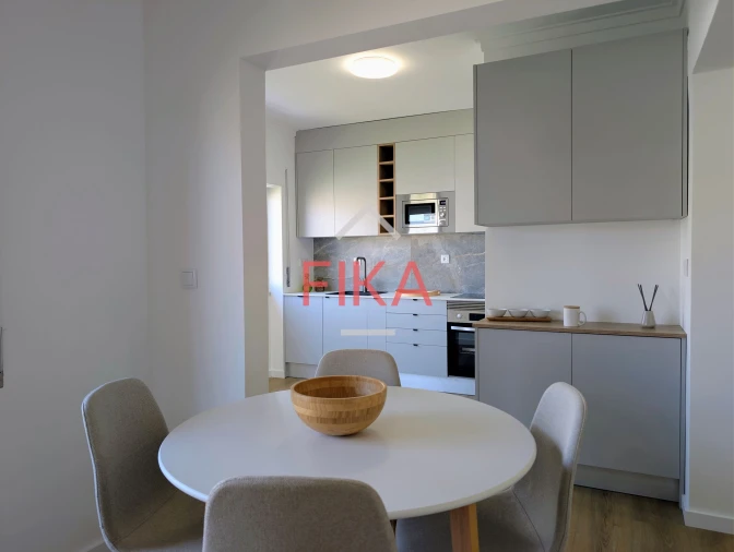 Apartamento T2 para Venda em Seixal Foto 13