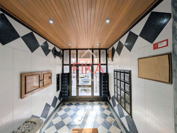 Apartamento T2 para Venda em Seixal Foto 39