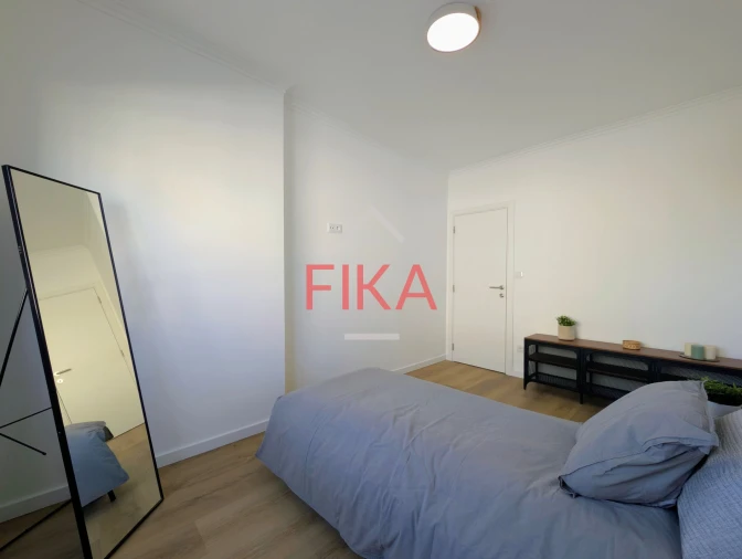 Apartamento T2 para Venda em Seixal Foto 30