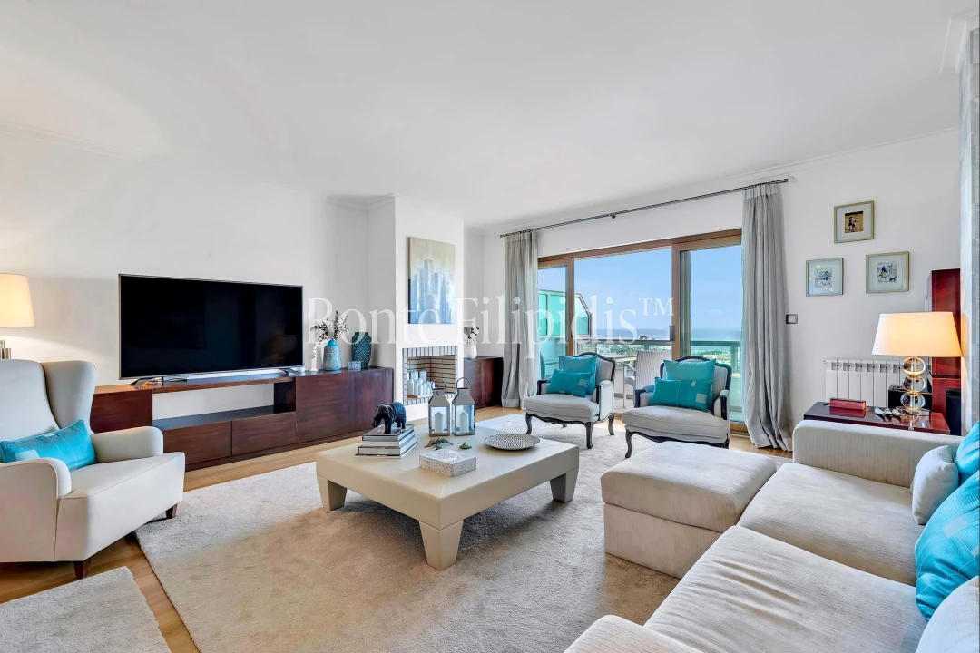 Apartamento T2 para Venda em Cascais e Estoril Foto 1