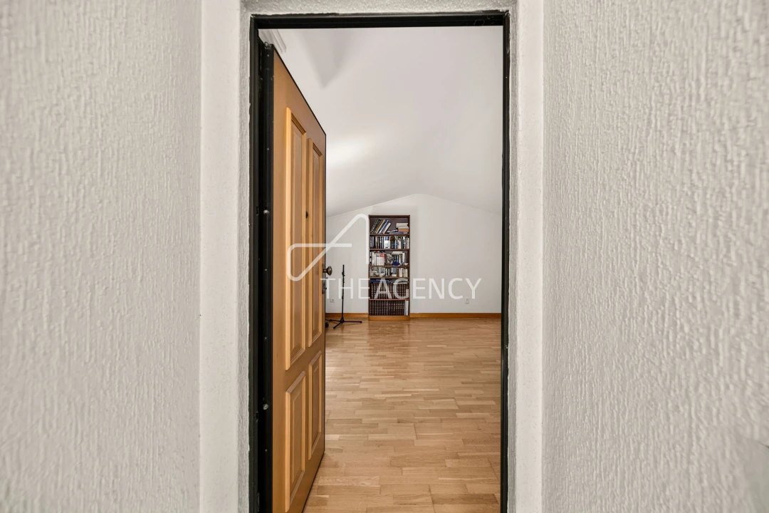 Apartamento T3 para Venda em Carcavelos e Parede Foto 32