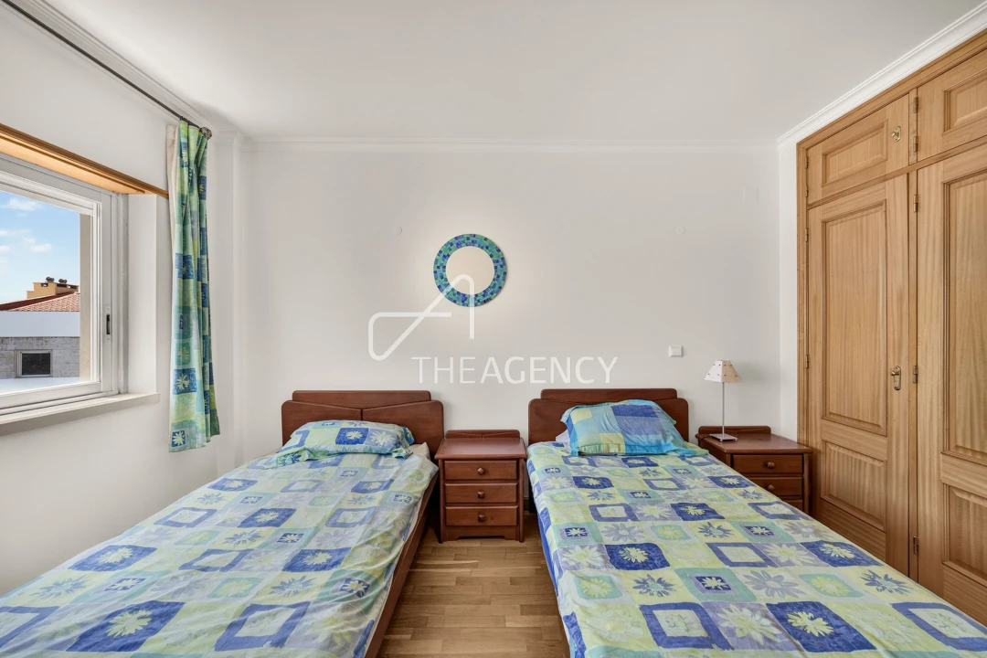 Apartamento T3 para Venda em Carcavelos e Parede Foto 26