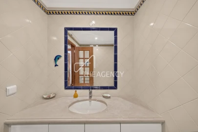 Apartamento T3 para Venda em Carcavelos e Parede