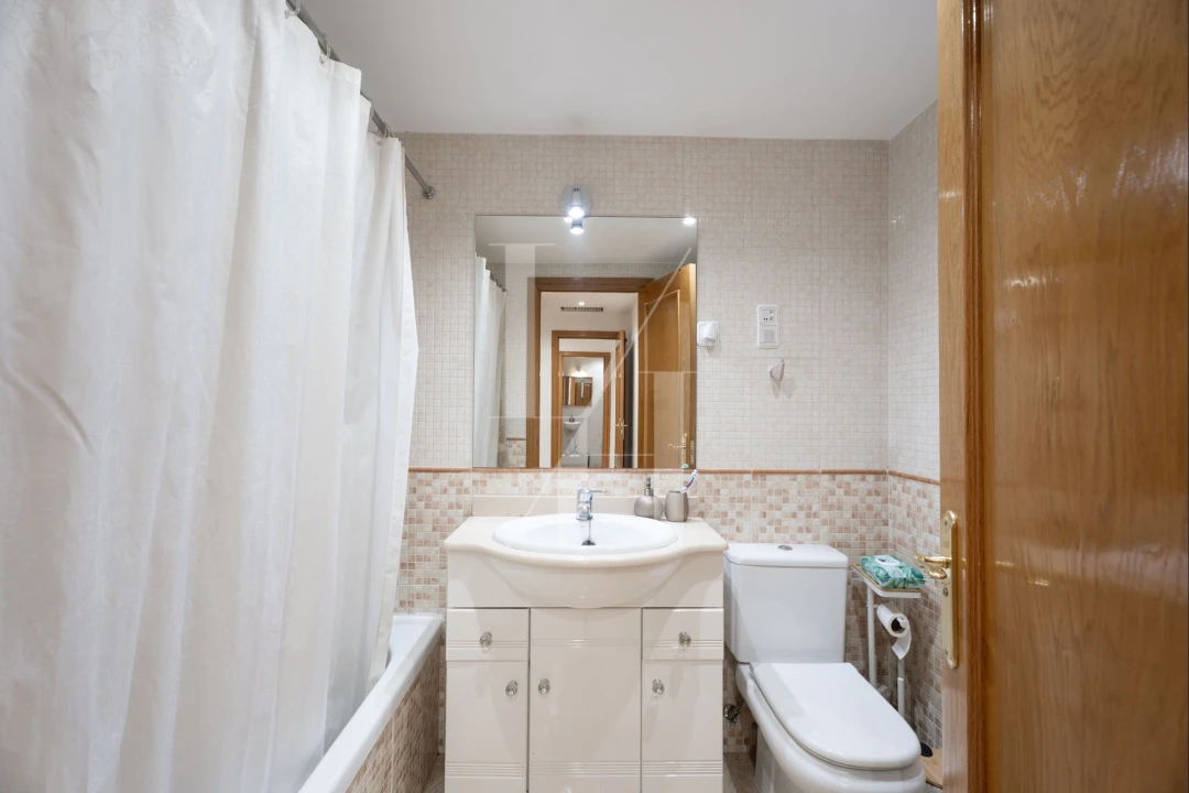 Apartamento T3 para Venda em Quarteira Foto 21