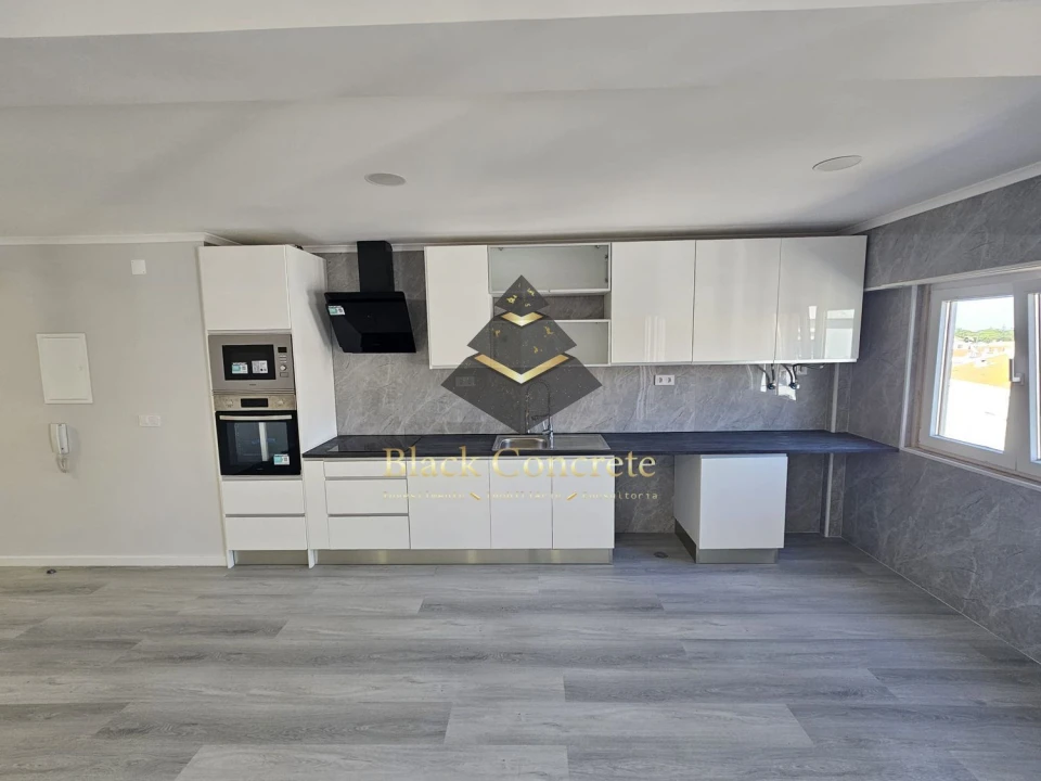 Apartamento T4 para Venda em Amora Foto 33