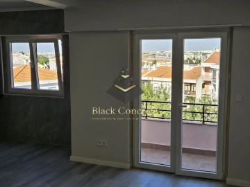 Apartamento T4 para Venda em Amora