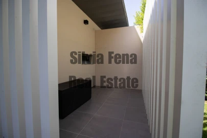Moradia T4 para Venda em Agualva e Mira-Sintra