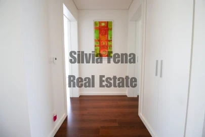 Moradia T4 para Venda em Agualva e Mira-Sintra