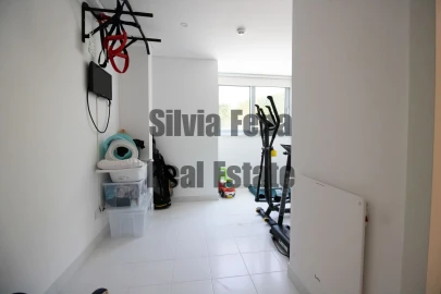 Moradia T4 para Venda em Agualva e Mira-Sintra