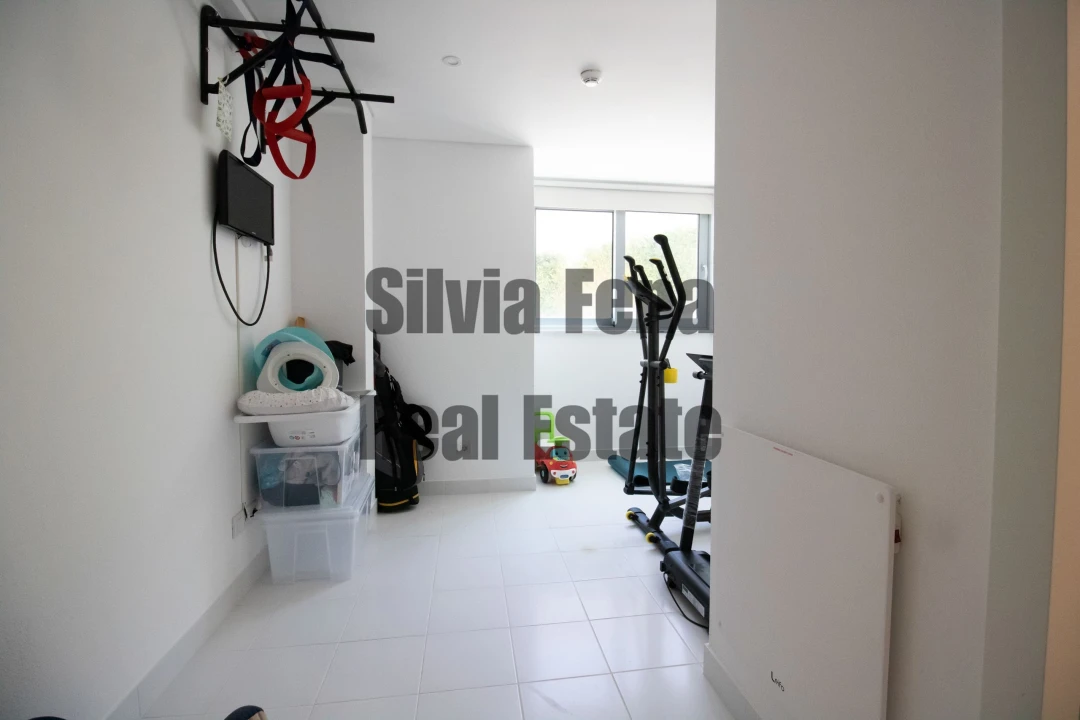 Moradia T4 para Venda em Agualva e Mira-Sintra Foto 45