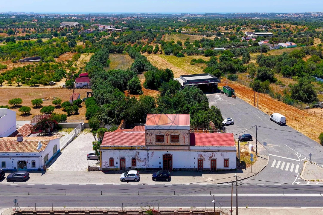 Negócio para Venda em Boliqueime Foto 2