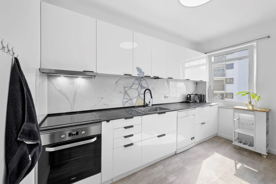 Apartamento T3 para Venda em Armação de Pera Foto 12
