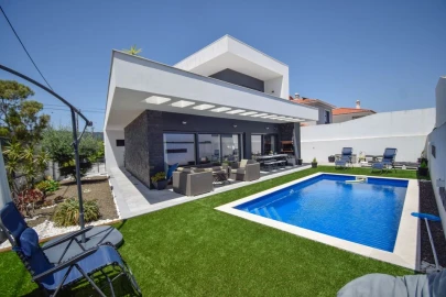 Moradia T4 para Venda em Alcabideche
