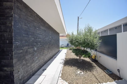 Moradia T4 para Venda em Alcabideche