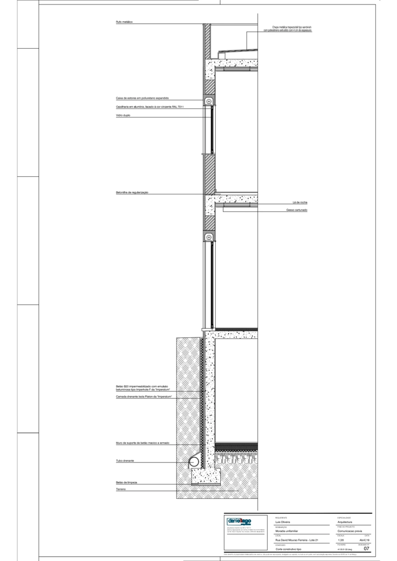Moradia T4 para Venda em Alcabideche Planta 7