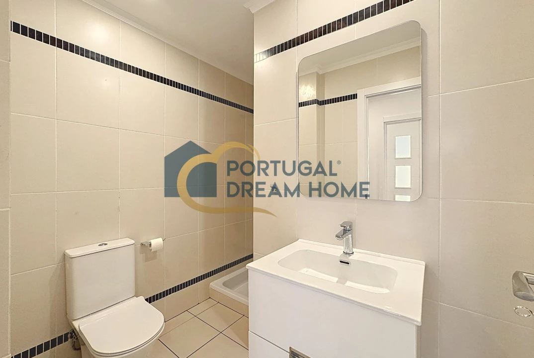 Apartamento T2 para Venda em Albufeira e Olhos de Água Foto 20