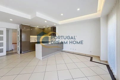 Apartamento T2 para Venda em Albufeira e Olhos de Água