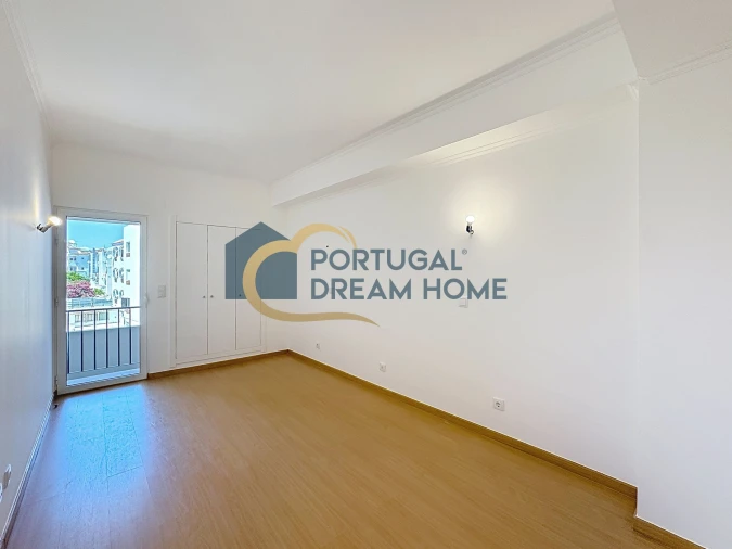 Apartamento T2 para Venda em Albufeira e Olhos de Água Foto 14