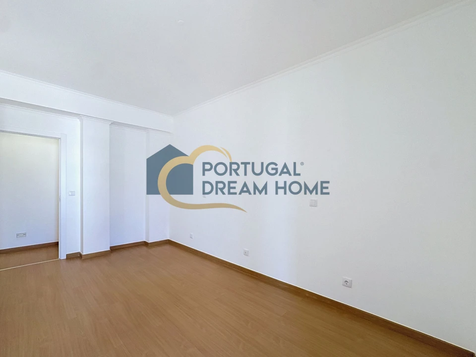 Apartamento T2 para Venda em Albufeira e Olhos de Água Foto 17