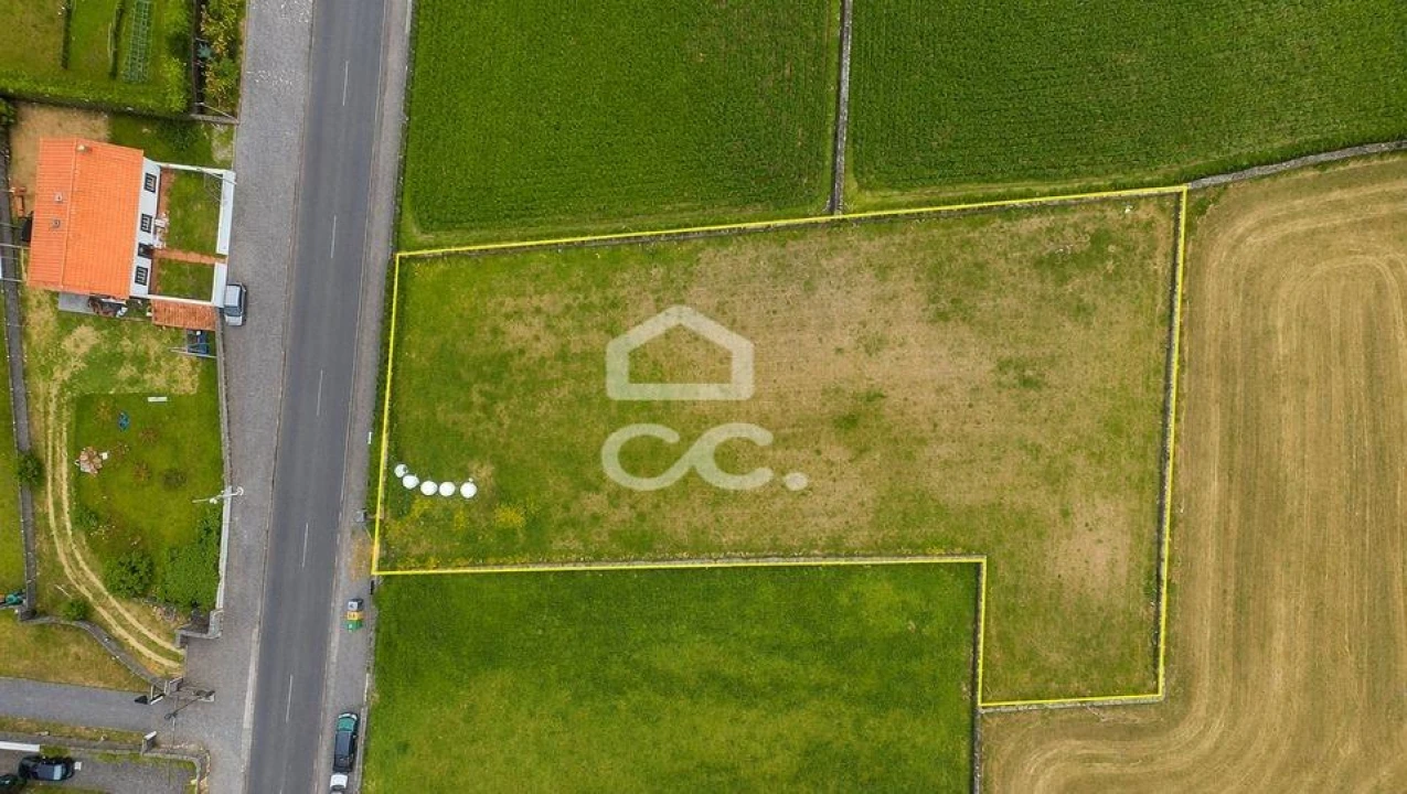 Terreno para Venda em São Mateus da Calheta Foto 4
