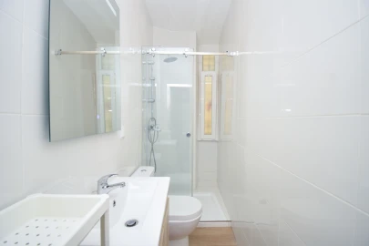 Apartamento T2 para Arrendamento em Misericórdia