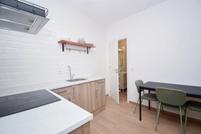 Apartamento T2 para Arrendamento em Misericórdia