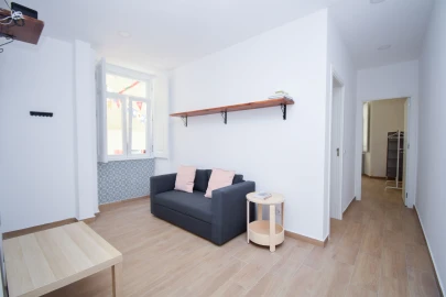 Apartamento T2 para Arrendamento em Misericórdia