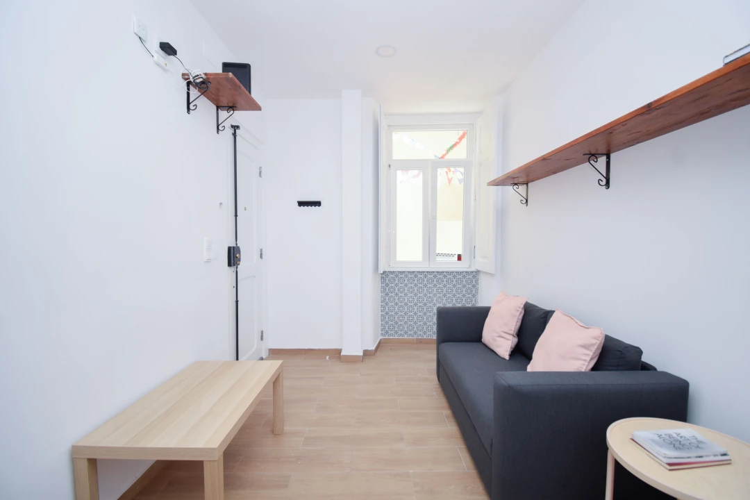 Apartamento T2 para Arrendamento em Misericórdia Foto 2