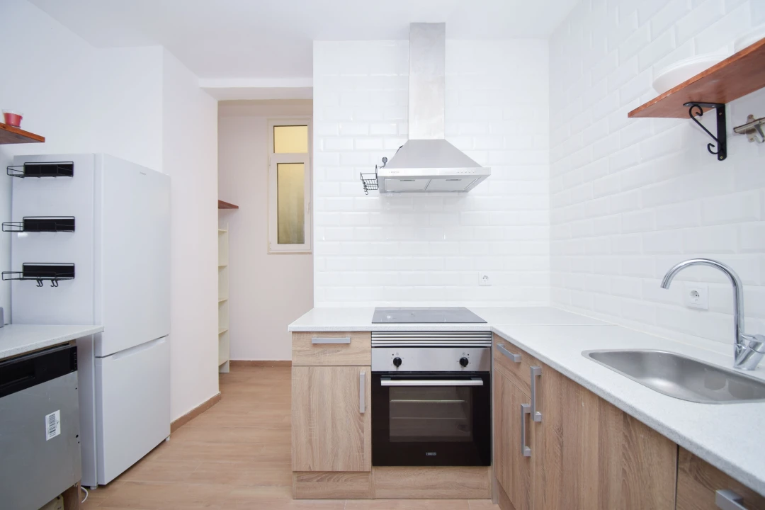 Apartamento T2 para Arrendamento em Misericórdia Foto 6