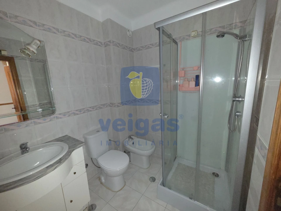 Apartamento T4 para Arrendamento em Areeiro Foto 46