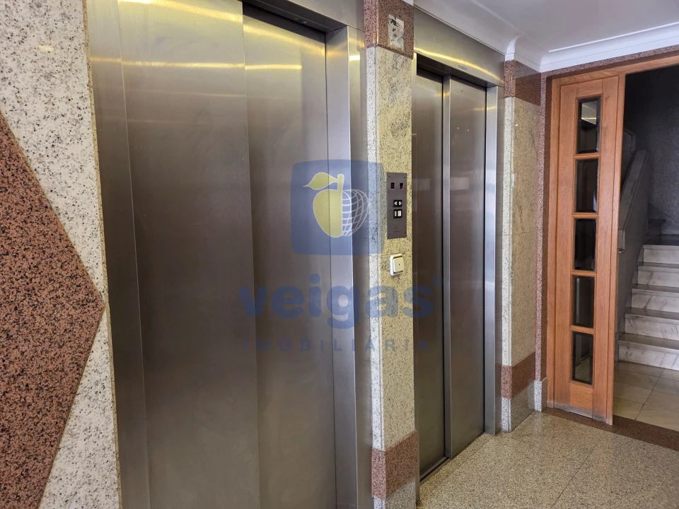 Apartamento T4 para Arrendamento em Areeiro Foto 55