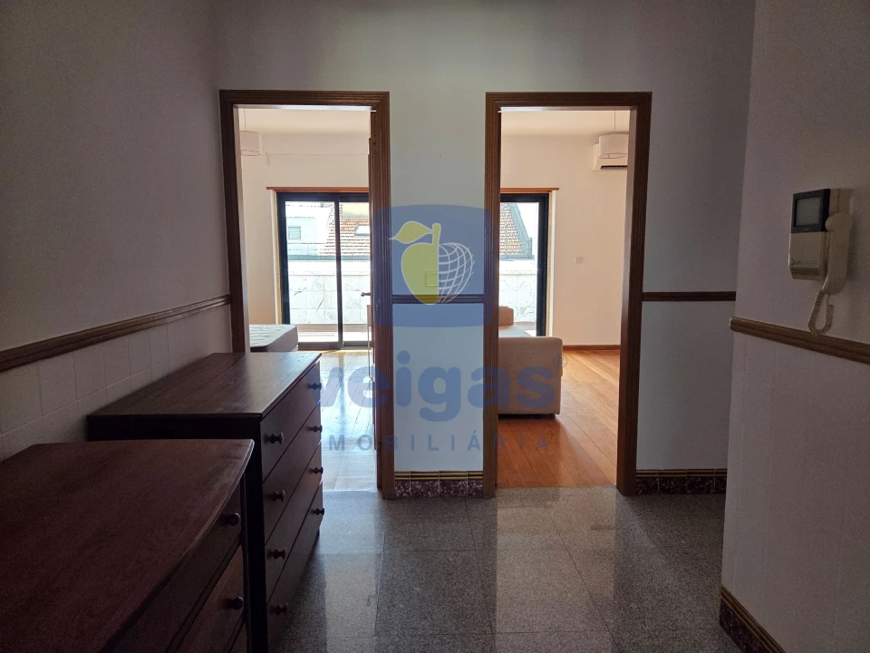 Apartamento T4 para Arrendamento em Areeiro Foto 17
