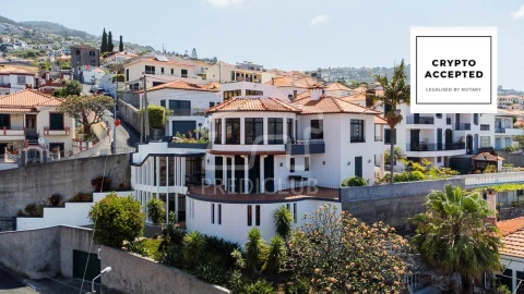 Moradia T4 para Venda em Funchal (Santa Maria Maior)