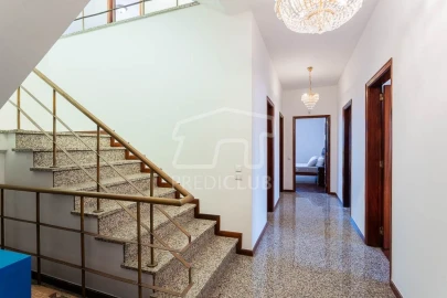 Moradia T4 para Venda em Funchal (Santa Maria Maior)