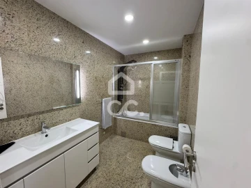 Apartamento T2 para Venda em Santa Maria Maior e Monserrate e Meadela