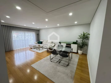 Apartamento T2 para Venda em Santa Maria Maior e Monserrate e Meadela