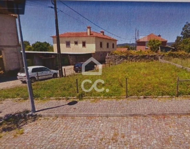 Terreno para Venda em Santa Marta de Portuzelo Foto 2