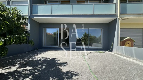 Moradia T4 para Venda em Mire de Tibães