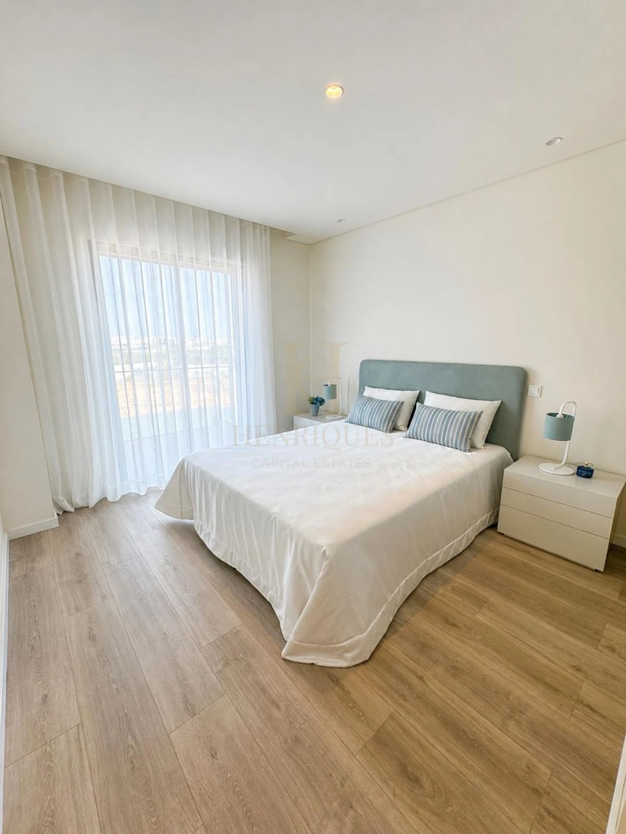 Moradia T4 para Venda em Montenegro Foto 19